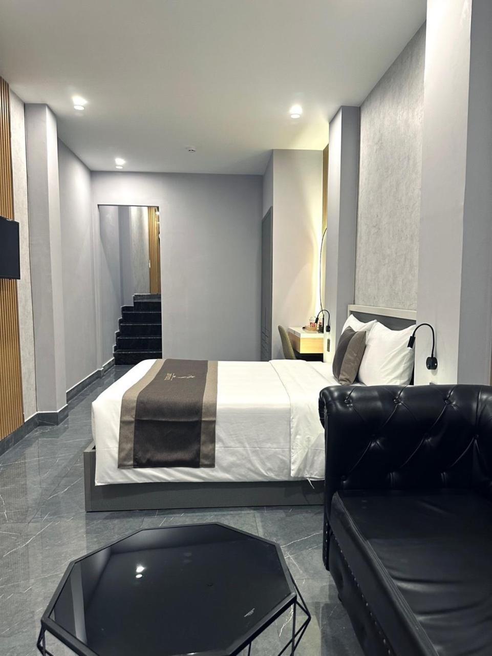 Lion 9 Hotel 껀터 외부 사진