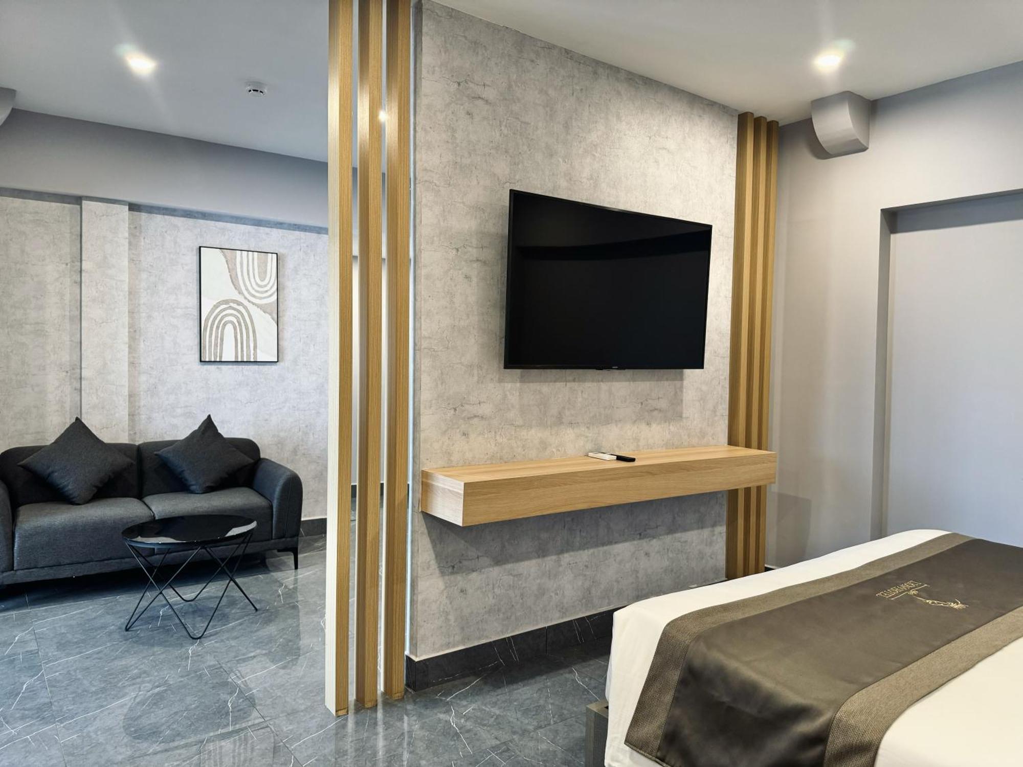Lion 9 Hotel 껀터 외부 사진